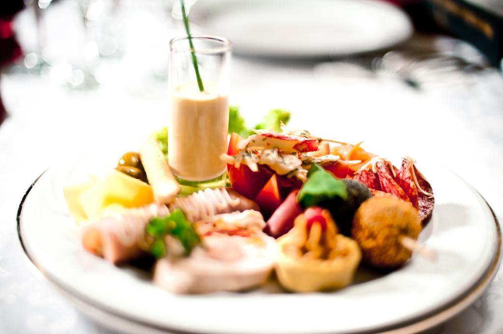 Hotel Mara Baia Mare Ngoại thất bức ảnh