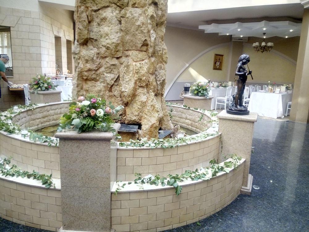 Hotel Mara Baia Mare Ngoại thất bức ảnh