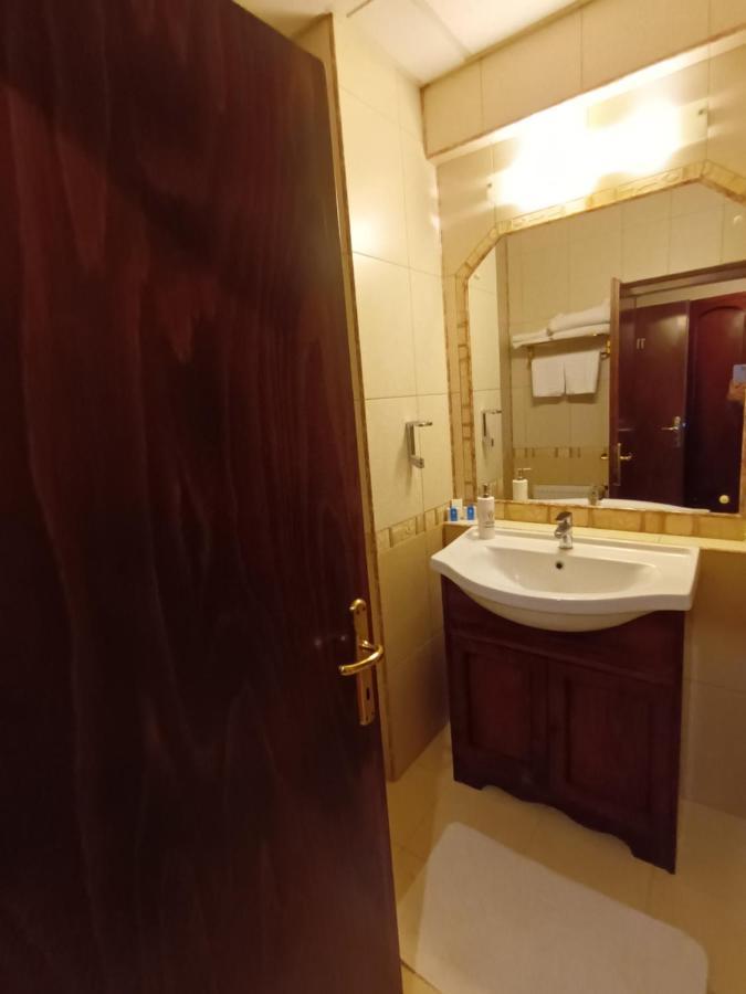 Hotel Mara Baia Mare Ngoại thất bức ảnh